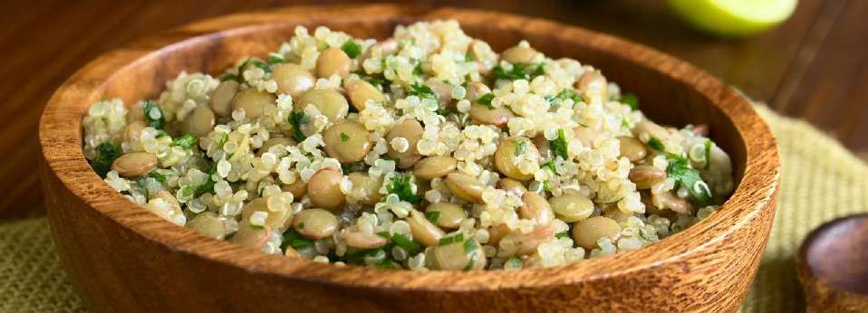 Prato preparado com quinoa